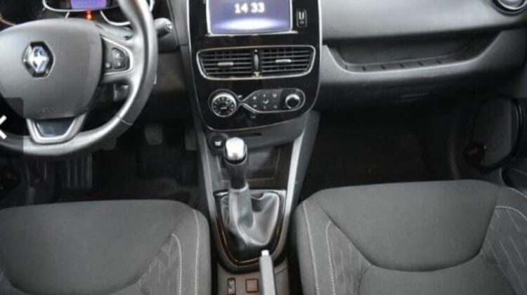 Renault Clio (SOLD)