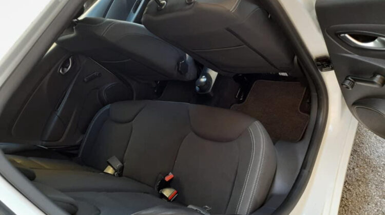 Renault Clio (SOLD)