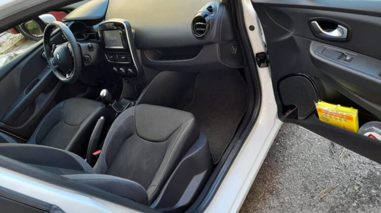 Renault Clio (SOLD)