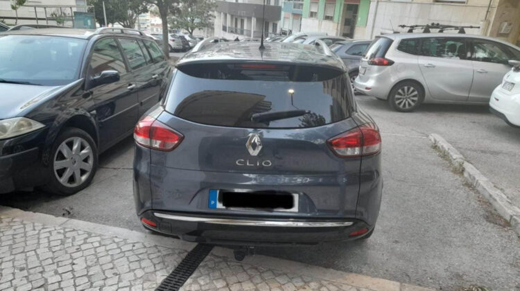 Renault Clio (SOLD)